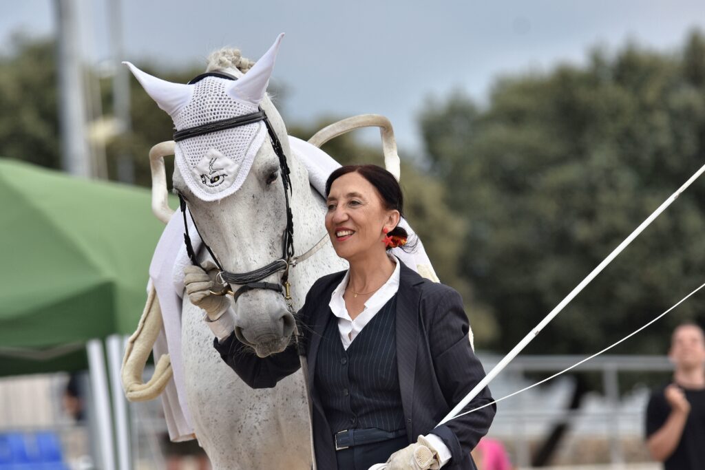 Teresa García Jueza de volteo y Tanque